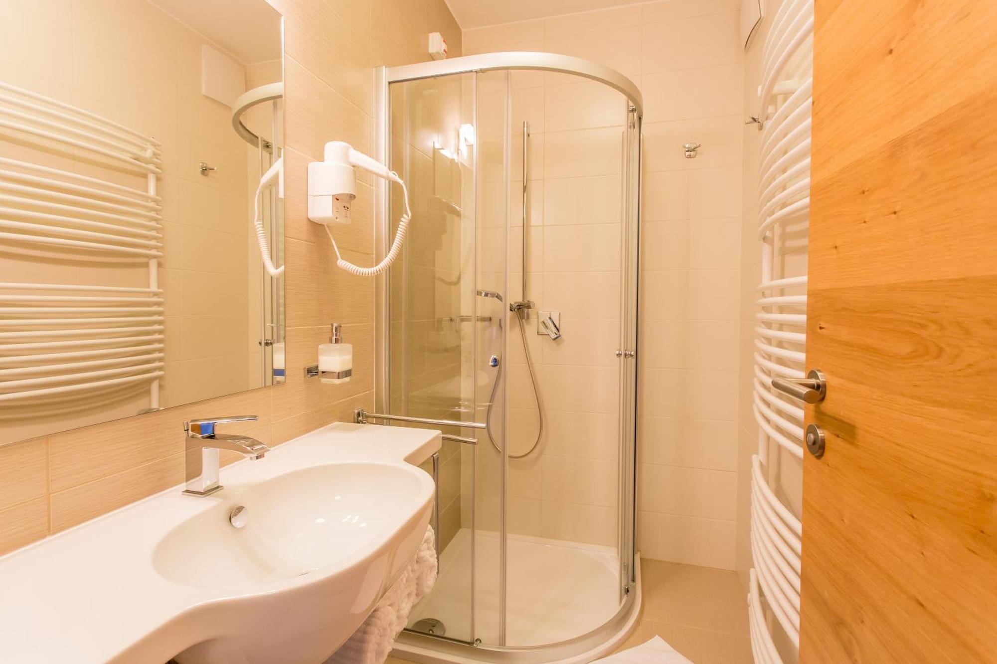Lake Peak Apartments, Ribnisko Pohorje Ribnica na Pohorju Ngoại thất bức ảnh